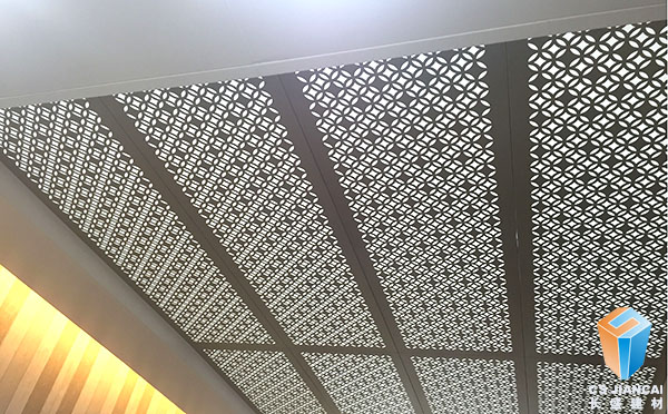 藝術(shù)鏤空鋁單板室內吊頂應用效果圖